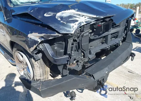 2019 Ram 1500 Classic Tradesman 4X4 5'7 Box z USA, uszkodzony, nr VIN 1C6RR7KT9KS532150